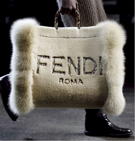 fendi archivio|The History of Fendi: From Fur to Fashion Empire — Luxe Icons.